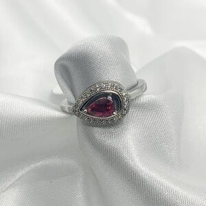 Elegant Silver and Red Teardrop Ring